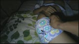 姉を睡眠薬で眠らせてわいせつな行為をする弟の投稿映像9