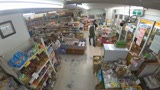 スーパーマーケット店長による人妻猥褻記録映像0