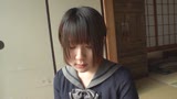 美形素人女子と中出しノーカット撮影！人生これからの素直で地味な色白女子校生　八木花菜1