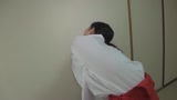 Ｅカップコスプレ好き女子大生が高収入バイト感覚でＡＶ出演！　処女みたいなパイパンマ●コを弄りまわされ猛烈ピストンで絶頂！15