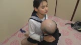 Ｅカップコスプレ好き女子大生が高収入バイト感覚でＡＶ出演！　処女みたいなパイパンマ●コを弄りまわされ猛烈ピストンで絶頂！37
