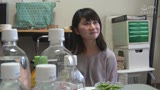 人妻NTR　酔いつぶれた旦那さんのすぐ側で奥さんを寝取る06　りさ 28歳10