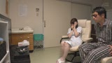 「真夜中の採精室でAV鑑賞 2人きりの状況で勃起した患者チ○ポを握らされた人妻看護師はセクハラされても嫌じゃない」 VOL.12