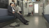 最終電車で痴女とまさかの2人きり！向かいの座席でパンチラしてくるホロ酔い美脚女の誘惑で勃起したらヤられたVOL.333