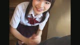 女子校生に見つめられながら手コキされちゃった僕31