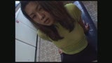 悩殺露出・18歳の肉体25