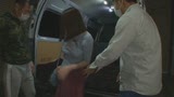 満員電車で前後を挟まれ羽交い絞め乳首開発される巨乳美女　小花のん31