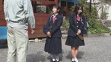 野ション女子○生連鎖開脚拘束おしっこ噴射３　泉りおん　皆月ひかる　由良かな2