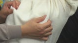 満員電車で吊り革拘束され両乳首同時開発のすえ無念の発情してしまった巨乳美女2　有岡みう16