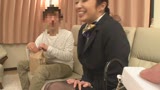 ファンの自宅をゲリラ訪問！音羽文子さんとしてみませんか〜憧れの熟女と夢の中出しセックス〜 音羽文子 58歳19