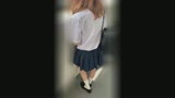 彼氏と喧嘩中のアイドル研究生をヤリ部屋に連れ込み制服エッチ！幼さの残るスレンダーロリボディに大量中出し！！1