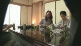 実録　堅物の妻を旅先で旦那の就寝中に知人が勃起した肉棒を・・・　M.K（36）19