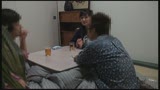 実録　自宅の飲み会で部下と共謀して控えめな妻を騙して酔わせ、部下の勃起した肉棒を・・・9