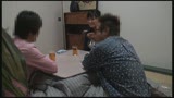 実録　自宅の飲み会で部下と共謀して控えめな妻を騙して酔わせ、部下の勃起した肉棒を・・・8