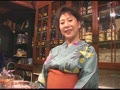 熟女繁情記　スナック由加里のママ55歳と湿った欲望1