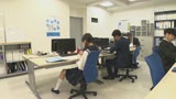 「社内のバイト女子にセクハラしていたら…エロい顔して援助交際を申し込まれた！」俺の会社では掃除や会議のコピー等、雑用で女学生や人妻をバイトで雇っている。2