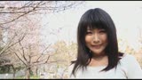 恥ずかしいカラダ 巨乳女子大生ムチムチデビュー 原千草20歳23