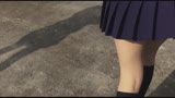 女子校生パンチラ×めっちゃ好きやねん　転校してきたクラスメイトのパンチラをチラ見してたら、彼女もモジモジしながら僕を見つめてた。31