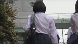 毎朝通勤途中に見かける女子校生のパンチラをチラ見してたら、気が付いた女子が恥ずかしそうにスカートを押さえて見つめ返してきた件。17