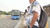 田舎の路線バスでむっつりスケベの純朴人妻にボインの谷間見せつけられ下半身即反応した僕。SEXに飢えた奥さんは僕の元気チ〇ポをその場で濡れた股間に押し付けてきて車内や道端で挿入してきた15