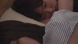 背徳感を感じながらも… 眠る妹の隣で何度もハメられて…そのまま中出し23