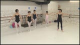 バレエ講師によるロ○ータ少女わいせつ盗撮映像15