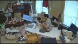 団地少女連れ込みわいせつ映像7