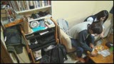 上京した兄の部屋に通う妹の中出し近親隠し撮り映像32