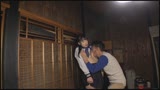 父に犯され続ける娘の近〇相姦偏愛映像33