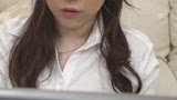 サエない僕に同情した優しい姉、妹に「擦りつけるだけだよ」という約束で素股してもらっていたら互いに気持ち良すぎてマ〇コはグッショリ！でヌルっと生挿入！27