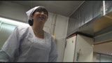 全国熟女捜索隊  建設会社でガテン男を味見する社員食堂のおっ母さん　水谷由美子43歳　静岡在住2