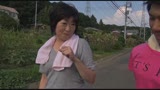 全国熟女捜索隊 田舎に泊まろう！入間編 どこで覚えたそんなエロ技！埼玉の奥知で見つけたスケベおっ母さん　浦本しのぶ 49歳19