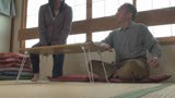 山村集落のおばさんを喰いまくる絶倫自治会長の猥褻隠し撮り映像1