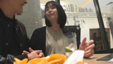 奥さん、一緒に飲みませんか? 人妻にお酒とザーメン飲ませてみました ＠新宿 地方の人妻限定 巨大バスターミナル前で訳アリ人妻をナンパしてみた822