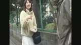 熟女ナンパ　久し振りに男から声を掛けられついて行っちゃう人妻たち36