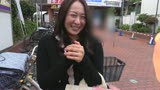 これぞ！素人PREMIUM　驚愕のイキッぷり！超絶感度の爆乳妻　佐久間さん（36）1