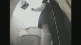 押収テープ（バックアップ）極秘入手！　女子○学生トイレ強姦現場盗撮34