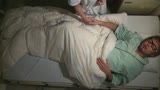 入院中に看護師に眠れないと我が儘言って…熟女看護師は欲求不満で抑えきれない性欲に堕ちて行く！1