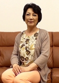 ショートヘアーおばさんの初めてのAV出演！清潔感溢れる熟女が濃厚SEX！