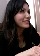 街行く綺麗なセレブ妻をアンケートとホテルに誘って…流されハメ撮りSEX！魔が差したセレブ妻！