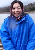 AV応募の地方の湖畔に暮らす熟女さんに突然訪問！セックスレスに耐えかねAV中出しSEX！