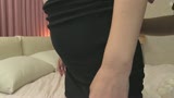 ご機嫌でご帰宅の熟女の前で勃起して盛り上がったパンツを下ろされそのまま濃厚SEX！3