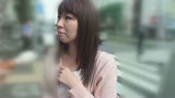 車に誘って下着見せて、からのなし崩し的にボディタッチでエロモード突入の不貞妻に中出しSEX！1