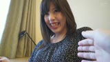 NOと言えない巨乳若妻にオッパイ触っていいですか？笑顔で快感に溺れる好きモノ若妻と潮吹きSEX！0