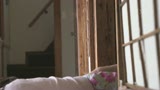 AV鑑賞しながら大胆オナニーに耽る熟女！激しい性欲が若い肉棒を狂わせる禁断の中出しSEX！3