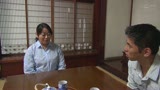 田舎暮らしのバツイチ熟女が人肌の温もり求めてAVに応募！巨乳を揺らして腰振る本気イキSEX！5