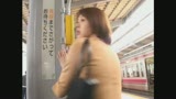 凌辱電車揺れ巨乳なぶり3