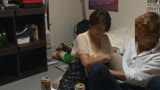 「おばさんを酔わせてどうするつもり？」若い男女で溢れ返る相席居酒屋で一人呑みしている熟女を狙い撃ちで口説いてお持ち帰り！寂しさと欲求不満が募った素人奥さんの乾いたカラダはよく濡れる！！VOL.2526