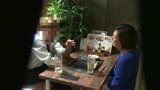 「おばさんを酔わせてどうするつもり？」若い男女で溢れ返る相席居酒屋で一人呑みしている熟女を狙い撃ちで口説いてお持ち帰り！寂しさと欲求不満が募った素人奥さんの乾いたカラダはよく濡れる！！VOL.34 22