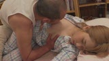 旦那が横で寝ていてもお構いなし！背徳の性交に溺れた人妻9人36
